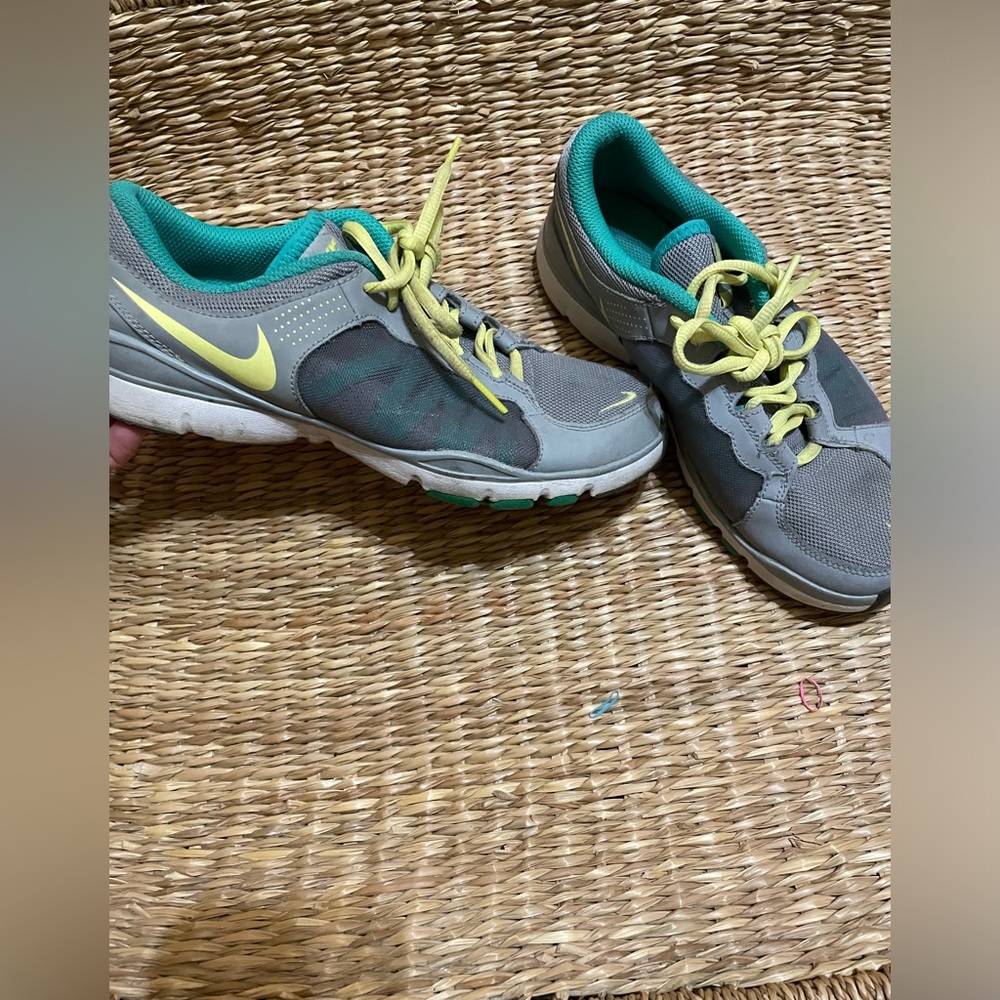 Women's Nike Flex Trainer 2 511332-013